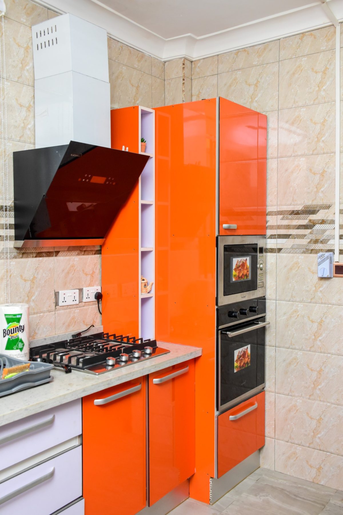 Maame-Pokua-Block_kitchen